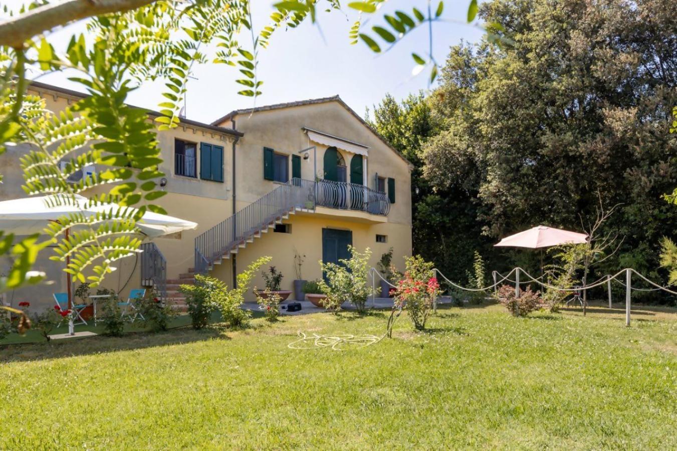 Ferienwohnung R37 Casa Tamarina Numana Exterior foto